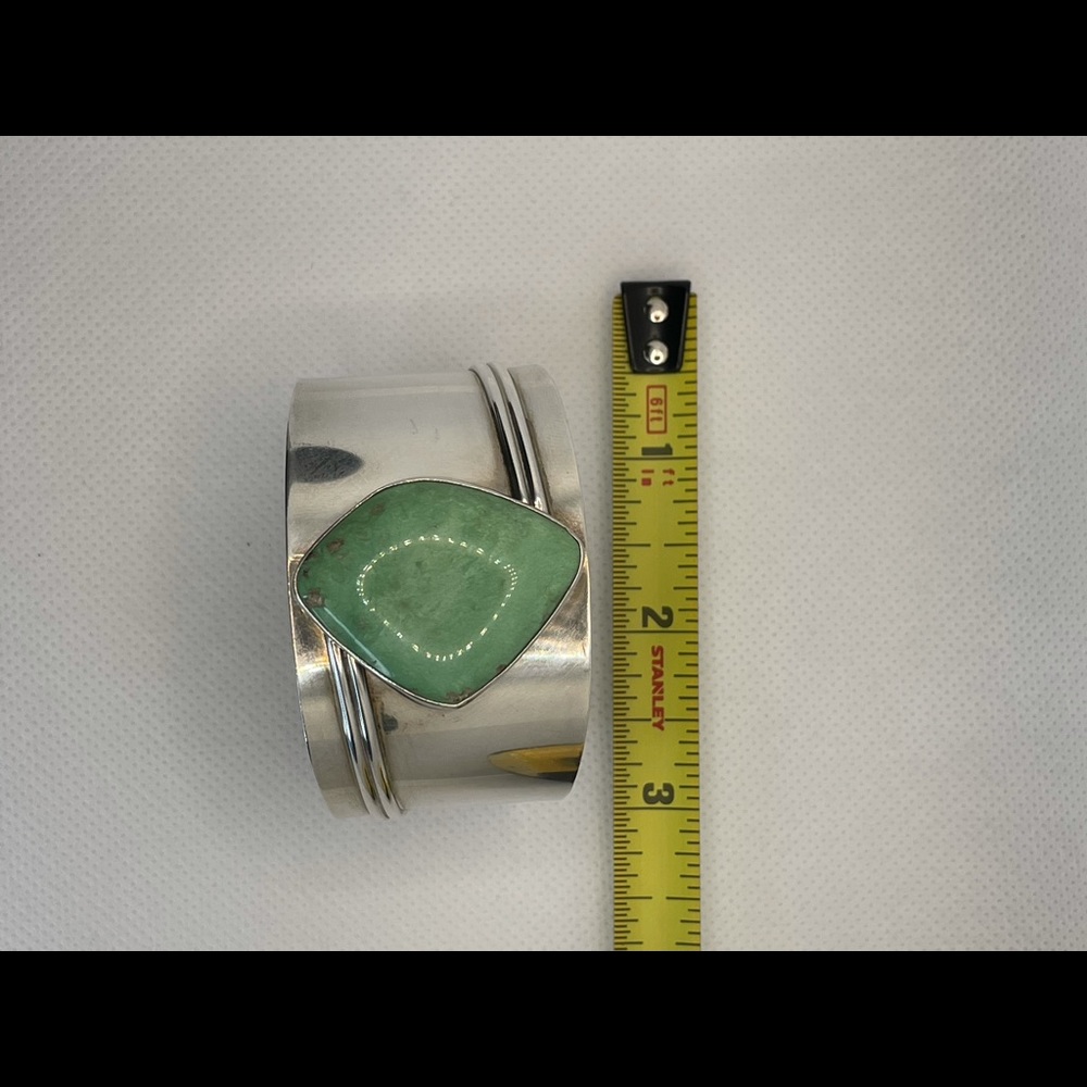 Wide Turquoise cuff - Picture 4 of 6